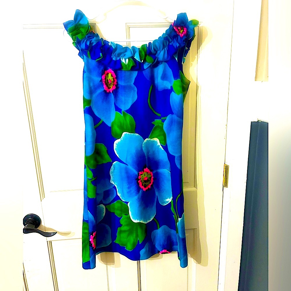 Andrade vintage Hawaiian Mini  mod dress tropical floral size 6 small